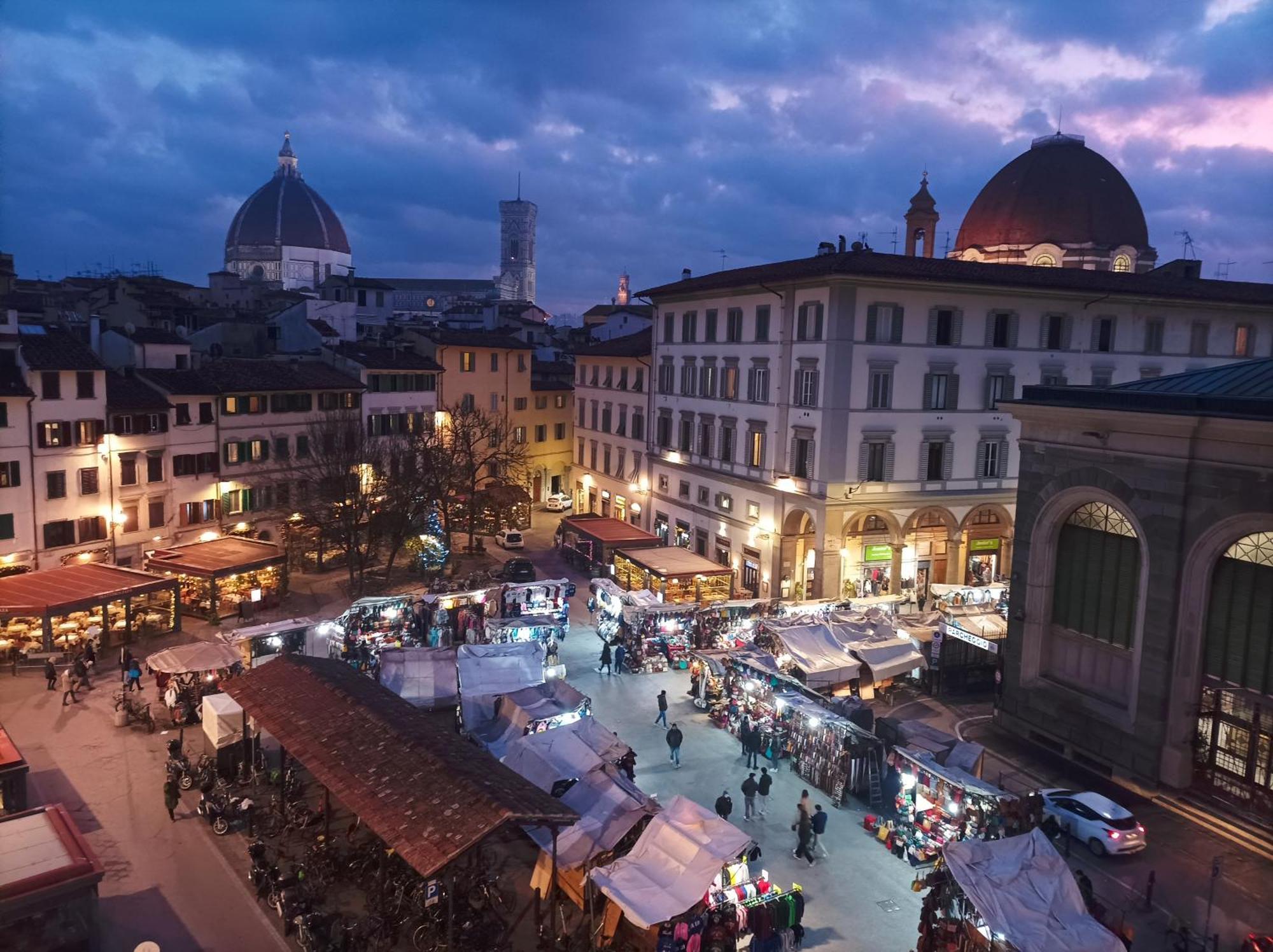 Panoramic Suite Near Duomo And Station Florence Extérieur photo