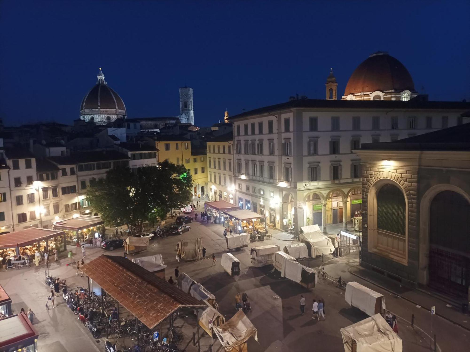 Panoramic Suite Near Duomo And Station Florence Extérieur photo